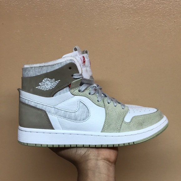 Air Jordan 1 High Zoom CMFT “Olive Aura” - Picture 1 of 17